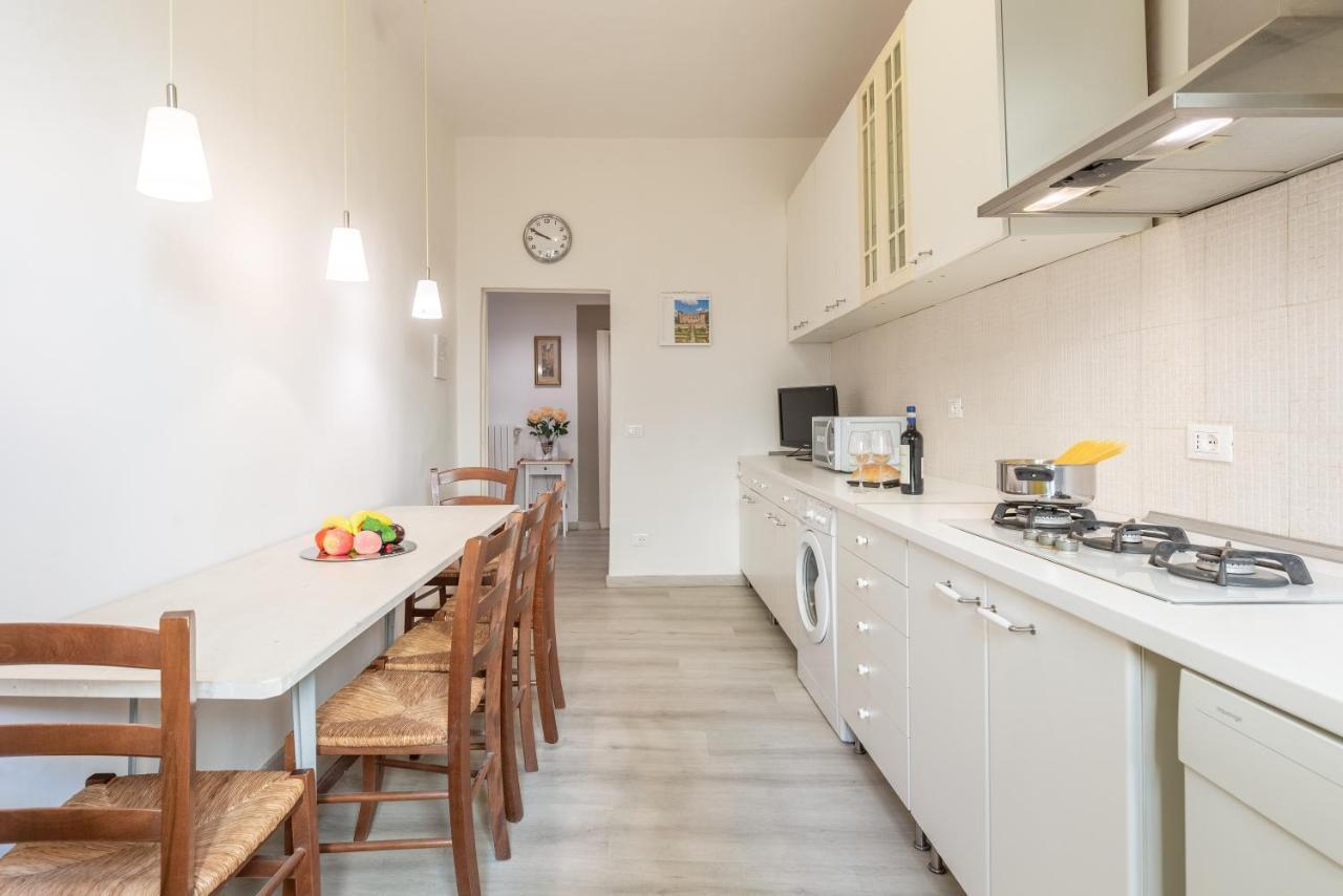 Santo Spirito 2 Bedrooms فلورنس المظهر الخارجي الصورة